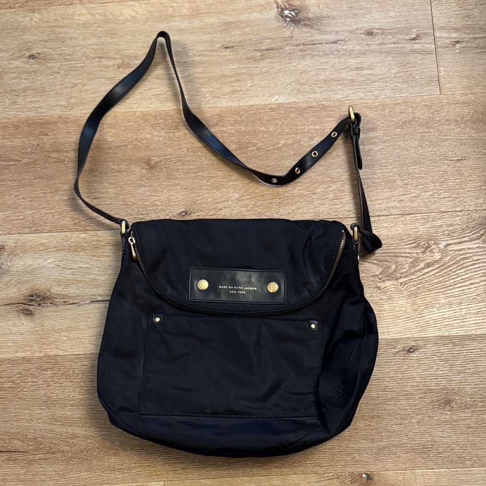 Marc By Marc Jacobs Large Nylon Cross Body Bag